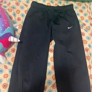 Nike therma fit athletic pant